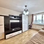 Дава се под наем Двустаен апартамент в София, Зона Б-18 - 68 кв.м за 459 € - Снимка #1