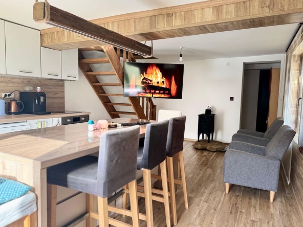 Къща в Търговище, Вилна зона - 80 кв.м за 1626 €/кв.м - Снимка #1