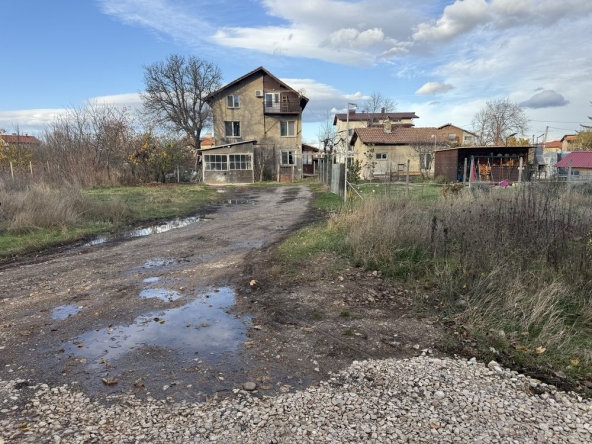 Парцел в с. Волуяк, Област София-град - 550 кв.м за 93 €/кв.м - Снимка #1