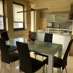 Тристаен апартамент в Плевен, Идеален център - 90 кв.м за 6 €/кв.м - Снимка #1