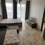 Дава се под наем Тристаен апартамент в Монтана, Промишлена зона - 85 кв.м за 306 € - Снимка #1