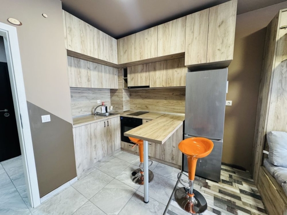 Дава се под наем Едностаен апартамент в София, Младост 4 - 43 кв.м за 408 € - Снимка #1