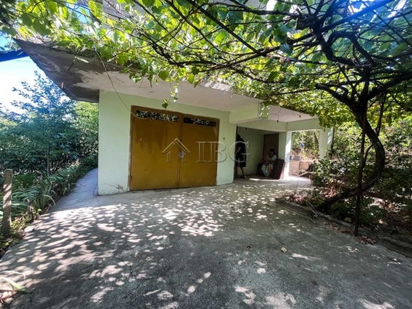 Къща в с. Тръстеник, Област Русе - 94 кв.м за 266 €/кв.м - Снимка #1