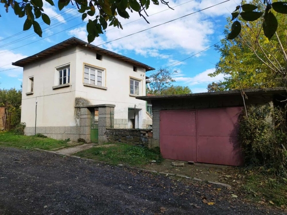 Къща в с. Колена, Област Стара Загора - 120 кв.м за 196 €/кв.м - Снимка #1