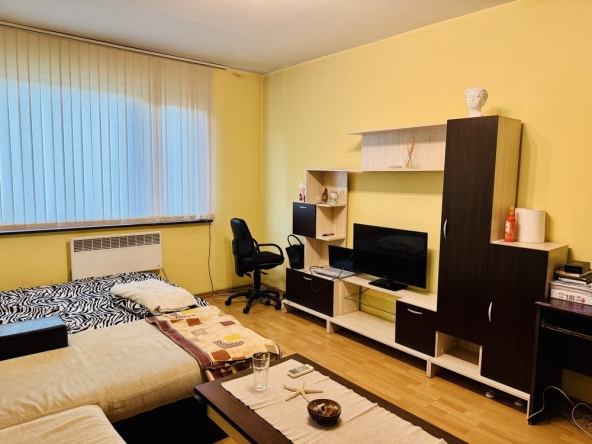 Дава се под наем Двустаен апартамент в Харманли - 40 кв.м за 289.17 € - Снимка #1