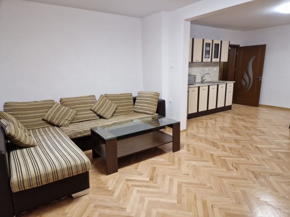 Тристаен апартамент в Русе, Алеи Възраждане - 85 кв.м за 1038 €/кв.м - Снимка #1