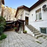 Дава се под наем Офис в София, Зона Б-5-3 - 195 кв.м за 1097.01 € - Снимка #1