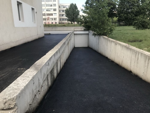 Дава се под наем Гараж / Паркомясто в София, Люлин 6 - 18 кв.м за 99.45 € - Снимка #1