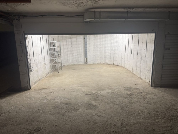 Дава се под наем Гараж / Паркомясто в София, Хаджи Димитър - 33 кв.м за 204 € - Снимка #1