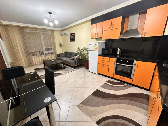 Дава се под наем Двустаен апартамент в Варна, Възраждане 1 - 70 кв.м за 448.8 € - Снимка #1