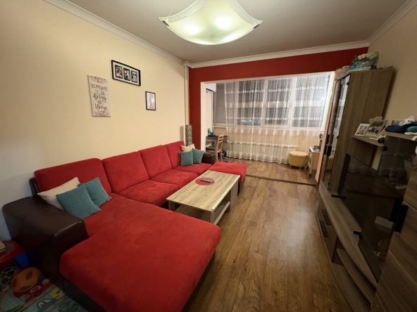 Тристаен апартамент в София, Дружба 2 - 90 кв.м за 1298 €/кв.м - Снимка #1