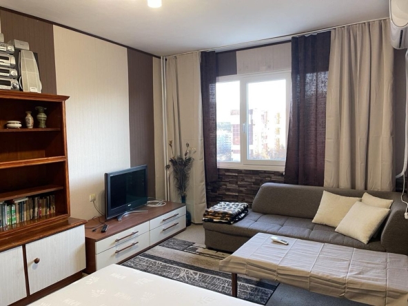 Дава се под наем Едностаен апартамент в София, Люлин 7 - 45 кв.м за 498.27 € - Снимка #1