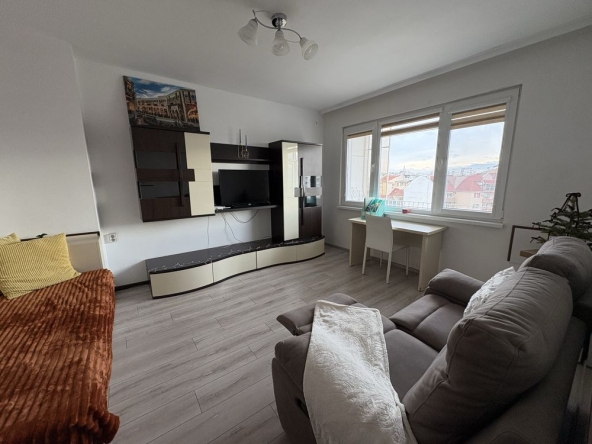 Дава се под наем Тристаен апартамент в Пловдив, Съдийски - 65 кв.м за 186.15 € - Снимка #1