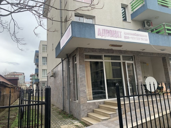 Дава се под наем Едностаен апартамент в к.к. Слънчев бряг - 40 кв.м за 357 € - Снимка #1