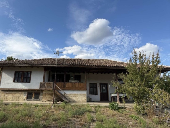 Къща в с. Осенец, Област Разград - 120 кв.м за 185 €/кв.м - Снимка #1