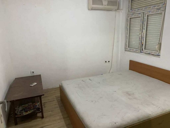 Дава се под наем Едностаен апартамент в Габрово, Борово - 30 кв.м за 89.76 € - Снимка #1