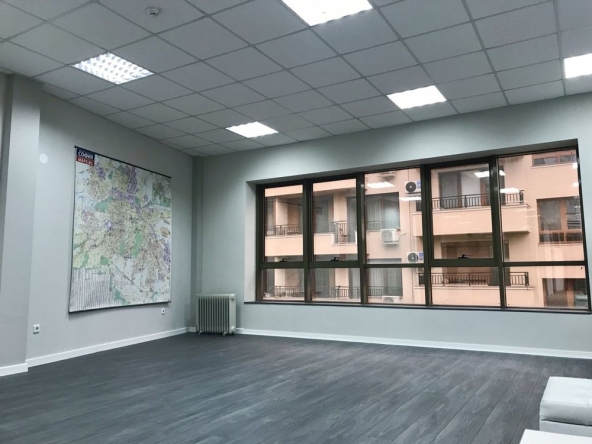 Дава се под наем Офис в София, Студентски град - 50 кв.м за 448.8 € - Снимка #1
