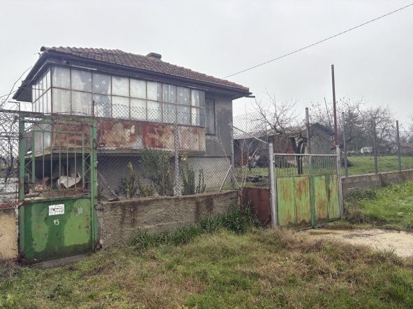 Къща в с. Ветрино, Област Варна - 80 кв.м за 246 €/кв.м - Снимка #1