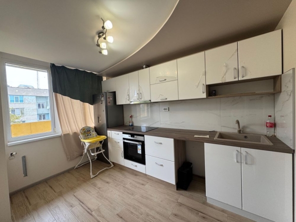 Четиристаен апартамент в Търговище, Център - 96 кв.м за 665 €/кв.м - Снимка #1