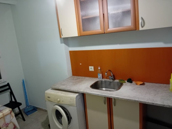 Дава се под наем Двустаен апартамент в София, Люлин 1 - 60 кв.м за 357 € - Снимка #1