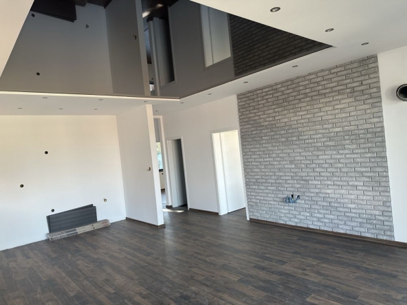 Къща в с. Малка Верея, Област Стара Загора - 130 кв.м за 781 €/кв.м - Снимка #1