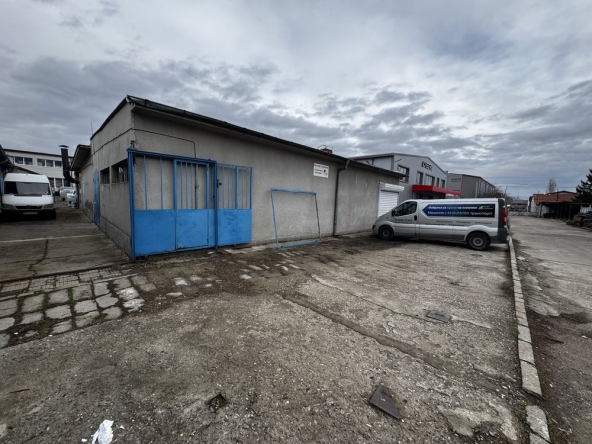 Дава се под наем Промишлена сграда в Пловдив, Индустриална зона - Тракия - 125 кв.м за 438.6 € - Снимка #1