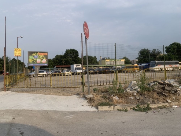 Дава се под наем Парцел в Бяла Слатина - 500 кв.м за 255 € - Снимка #1