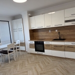 Дава се под наем Тристаен апартамент в Велико Търново, Бузлуджа - 111111 кв.м за 448.8 € - Снимка #1