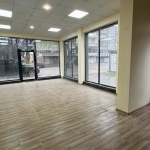 Дава се под наем Магазин в Търговище, Център - 41 кв.м за 278.97 € - Снимка #1