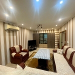 Дава се под наем Тристаен апартамент в Търговище, Запад 2 - 75 кв.м за 278.97 € - Снимка #1