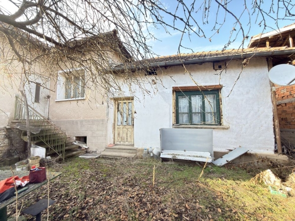 Къща в с. Владимирово, Област Монтана - 90 кв.м за 182 €/кв.м - Снимка #1