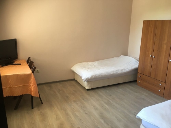 Дава се под наем Едностаен апартамент в Благоевград, Идеален център - 40 кв.м за 248.88 € - Снимка #1