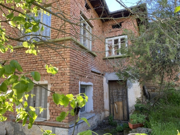 Къща в с. Тодоричене, Област Ловеч - 140 кв.м за 81 €/кв.м - Снимка #1