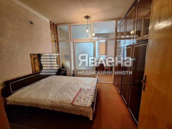 Тристаен апартамент в Ямбол, Център - 88 кв.м за 551 €/кв.м - Снимка #1