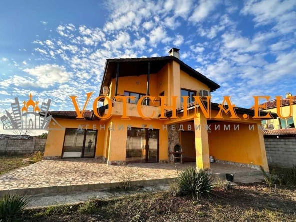 Къща в Варна, Център - 128 кв.м за 638 €/кв.м - Снимка #1