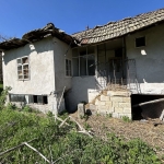 Къща в с. Сваленик, Област Русе - 70 кв.м за 73 €/кв.м - Снимка #1