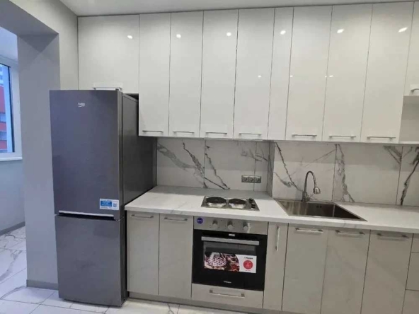Дава се под наем Двустаен апартамент в София, Зона Б-18 - 70 кв.м за 459 € - Снимка #1