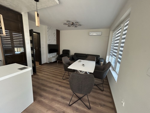 Дава се под наем Двустаен апартамент в Пловдив, Южен - 71 кв.м за 548.25 € - Снимка #1