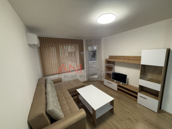 Дава се под наем Двустаен апартамент в Варна, Левски - 65 кв.м за 548.25 € - Снимка #1