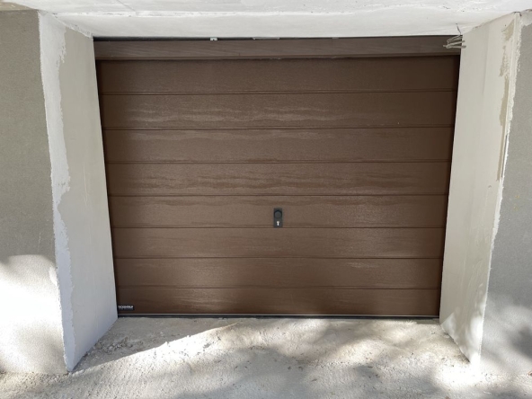 Дава се под наем Гараж / Паркомясто в София, Иван Вазов - 25 кв.м за 153 € - Снимка #1