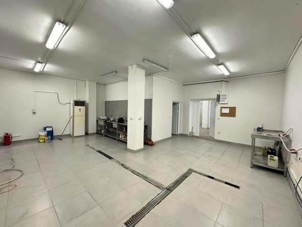 Дава се под наем Промишлена сграда в Пловдив, Коматевски възел - 105 кв.м за 1246.44 € - Снимка #1