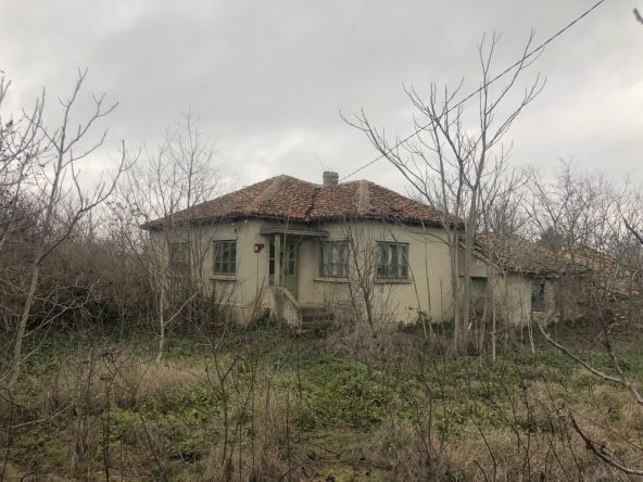 Къща в с. Българево, Област Добрич - 370 кв.м за 106 €/кв.м - Снимка #1