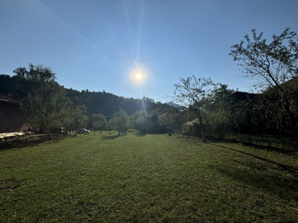 Парцел в Тетевен - 1000 кв.м за 18 €/кв.м - Снимка #1