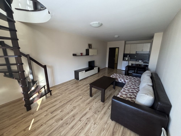 Тристаен апартамент в Банско - 105 кв.м за 486 €/кв.м - Снимка #1