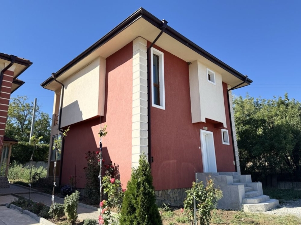 Къща в Търговище, Център - 140 кв.м за 1184 €/кв.м - Снимка #1