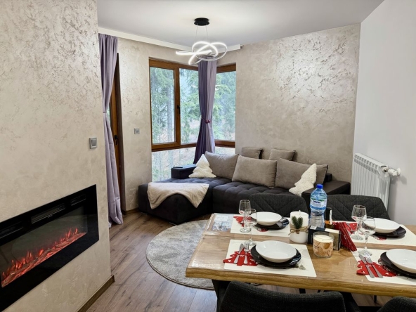 Дава се под наем Двустаен апартамент в к.к. Пампорово - 70 кв.м за 69.36 € - Снимка #1