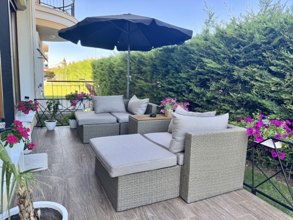 Дава се под наем Тристаен апартамент в с. Равда, Област Бургас - 98 кв.м за 194506.86 € - Снимка #1