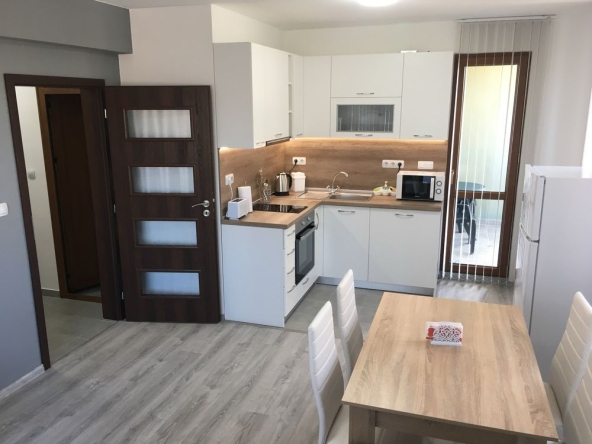 Дава се под наем Двустаен апартамент в Сандански - 52 кв.м за 328.95 € - Снимка #1