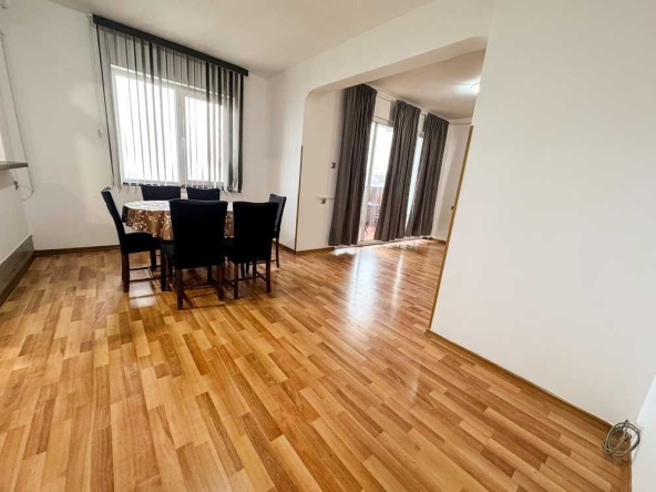 Дава се под наем Тристаен апартамент в Русе, Дружба 2 - 90 кв.м за 334.05 € - Снимка #1