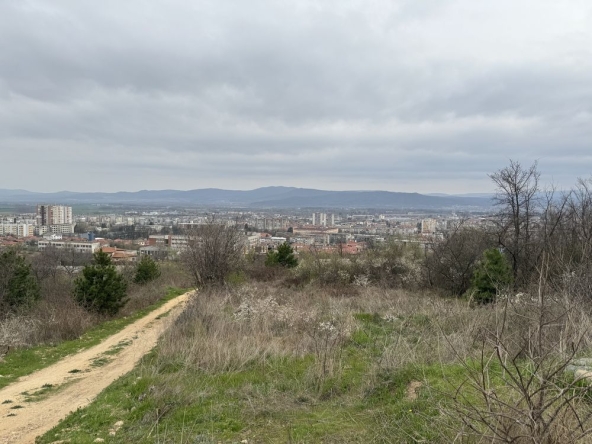 Парцел в Казанлък - 774 кв.м за 61 €/кв.м - Снимка #1